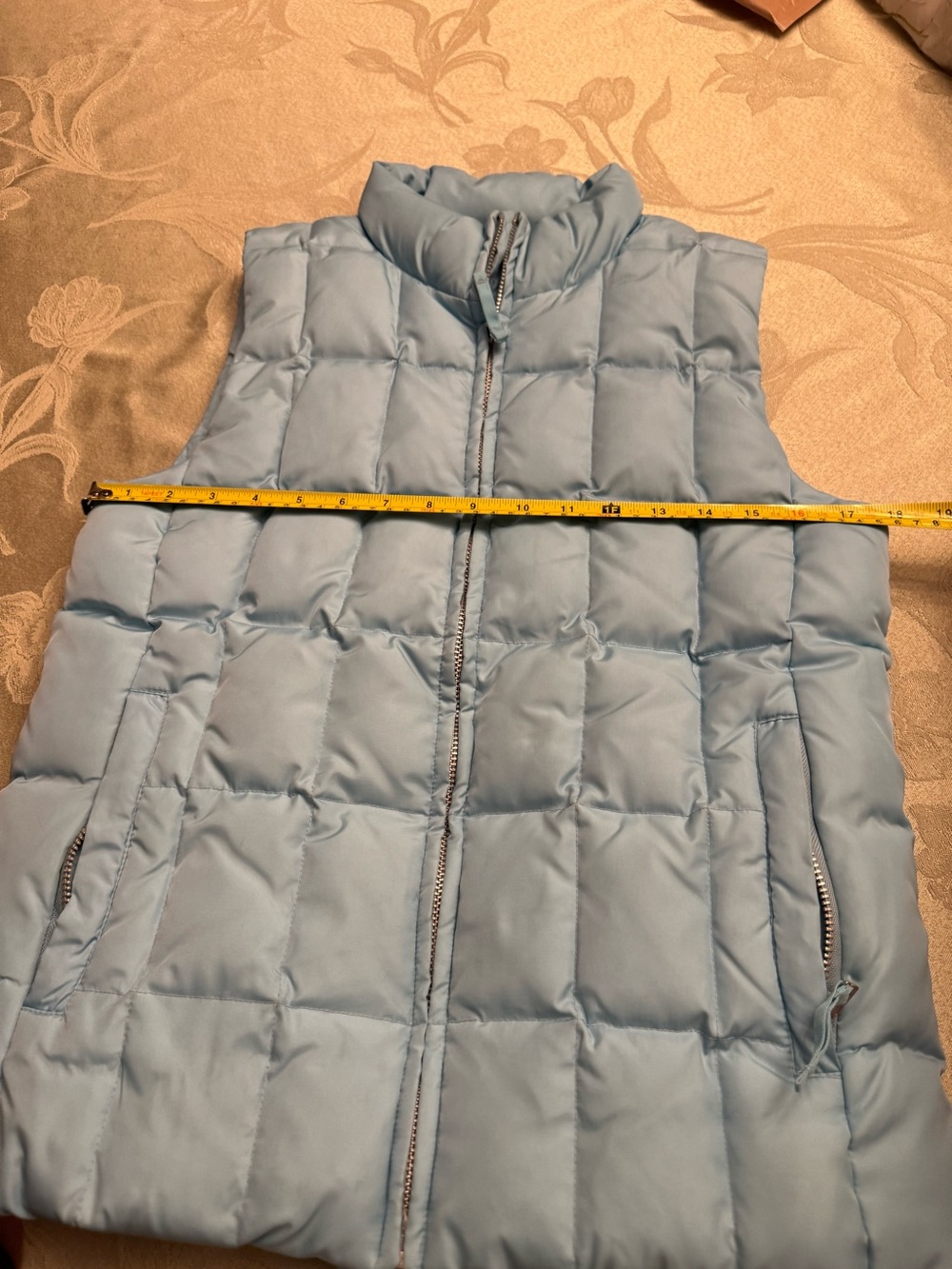 Gap Light Blue Quilted Puffer Vest - Women’s Size S - Minimalist Casual Layer - Picture 7 of 8